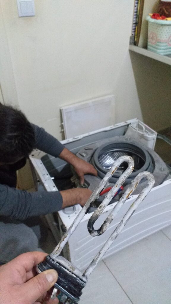Lara Beyaz Eşya Servisi 0553 204 74 53. Antalya'nın Muratpaşa/Lara semtinde elektrikli ev aletleri tamiri yapan servis sağlayıcı firmadır. İlk olarak Antalya/Muratpaşa Lara bölgesinde (Posta Kodu:07230); Buzdolabı, Klima, Bulaşık ve Çamaşır Makinesi tamircisi. Kısacası Antalya/Muratpaşa Lara Klima-Kombi Tamir Bakım Onarım Servis sağlayıcı firmadır. ANTALYA/Muratpaşa Lara semtindeki hizmet bölgelerimizin Çağlayan, Ermenek, Güzelbağ, Güzeloba, Yenigöl mahalleleri başta gelmektedir. Dolayısıyla Lara beyaz eşya servis 0553 204 74 53 aradığınızda size en yakın tamirci gelecektir. İlk önce Alo Usta Lara. Lara Acil Usta Servisi. Lara Alo Klima Montaj Ustası 7/24 Servis hizmeti sunmaktadır. Ek olarak 30 dakikada Beyaz Eşya Tamircisi Lara servis TEL:05532047453 numarasını aradığınızda Acil kapınızdadır. Ayrıca bayram ve resmi tatil günlerinde de +905532047453 ile Lara ev aletleri tamircisi Antalya/Muratpaşa'da hizmetinizdedir. Beyaz Eşya Tamiri için BORSA TEKNİK LARA Çağrı Merkezi Yetkili Servis TEL: 0553 204 74 53 arayınız. Çünkü Lara elektrikli ev aletleri tamiri söz konusu olunca KALİTE VE GÜVENİ SİZLERE SERVİS ETMEKTEDİR. Başlıca Lara sonrasında Antalya genelinde Beyaz Eşya Teknik Servisi olarak sunduğumuz hizmetler. Öncelikle Lara buzdolabı tamiri. Lara Çamaşır Makinesi Tamircisi. Lara Bulaşık makinesi Tamiri Yapanlar. ANTALYA/MURATPAŞA Lara Klimacı. Lara Buzdolabı Tamircileri. Lara Çamaşır Makinesi Tamiri Yapanlar. MURATPAŞA Lara Klima Tamircisi. Antalya/Muratpaşa Lara Buzdolabı Servisi. MURATPAŞA/Lara Klima Tamiri gibi birçok beyaz eşya tamir hizmeti sunmaktayız. İlk önce Lara Vestfrost, Ariston Hotpoint, İndesit, Seg, Regal, Finlux Tamircisi. Lara Sharp, Electrolux, Sunny, Grundig, AEG gibi markaların tamiri. Ayrıca Lara Smeg, Hitachi, Awox, Caso, Dijitsu, Leisure, DemirDöküm, Ferroli, Nexon, Vestfrost, Flavel, Windsor onarımı. Franke, Baseus, Kleo, Elektromarla, Viessmann, Vaillant, Protherm Lara beyaz eşya tamircisi. ANTALYA/MURATPAŞA Lara Beyaz Eşya Tamircisi olarak Arçelik, Beko, Samsung, Bosch, Profilo, Siemens popüler marklarının tamircisi. Lara Beyaz Eşya Teknik Servisi 0553 204 74 53. Ayrıca Muratpaşa/Lara Liebherr, Esty, Miele, Silverline, Lifetech, Şenocak Teka, Bexel, Senox ev aletleri tamircisi. Nihayet Lara Baymak, Uğur, Hoover, Profilo, LG, Altus, Siemens, Vestel tamir servisidir.